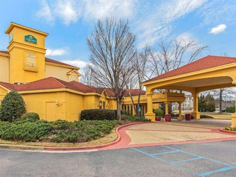 La Quinta By Wyndham Birmingham Хоумууд Екстериор снимка